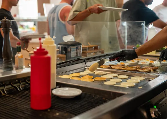 Smy Kos & Splash 马斯蒂查里