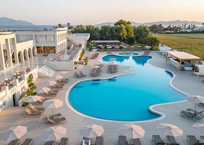 Hotel Smy Kos & Splash 4*